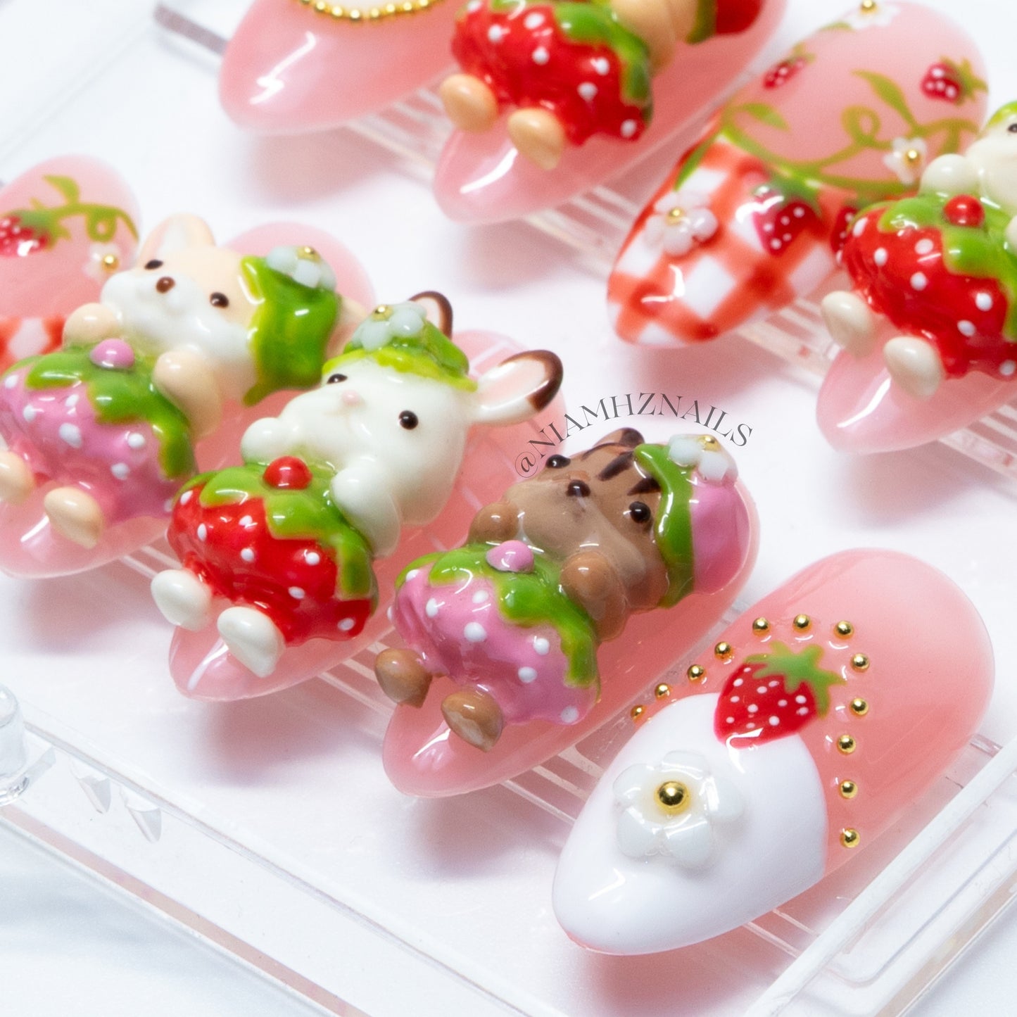 Very Berry Babies - Strawberry Nail Set