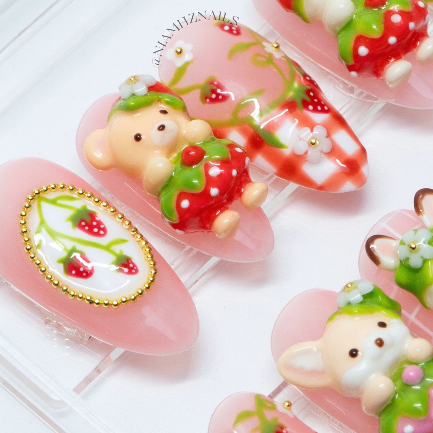 Very Berry Babies - Strawberry Nail Set