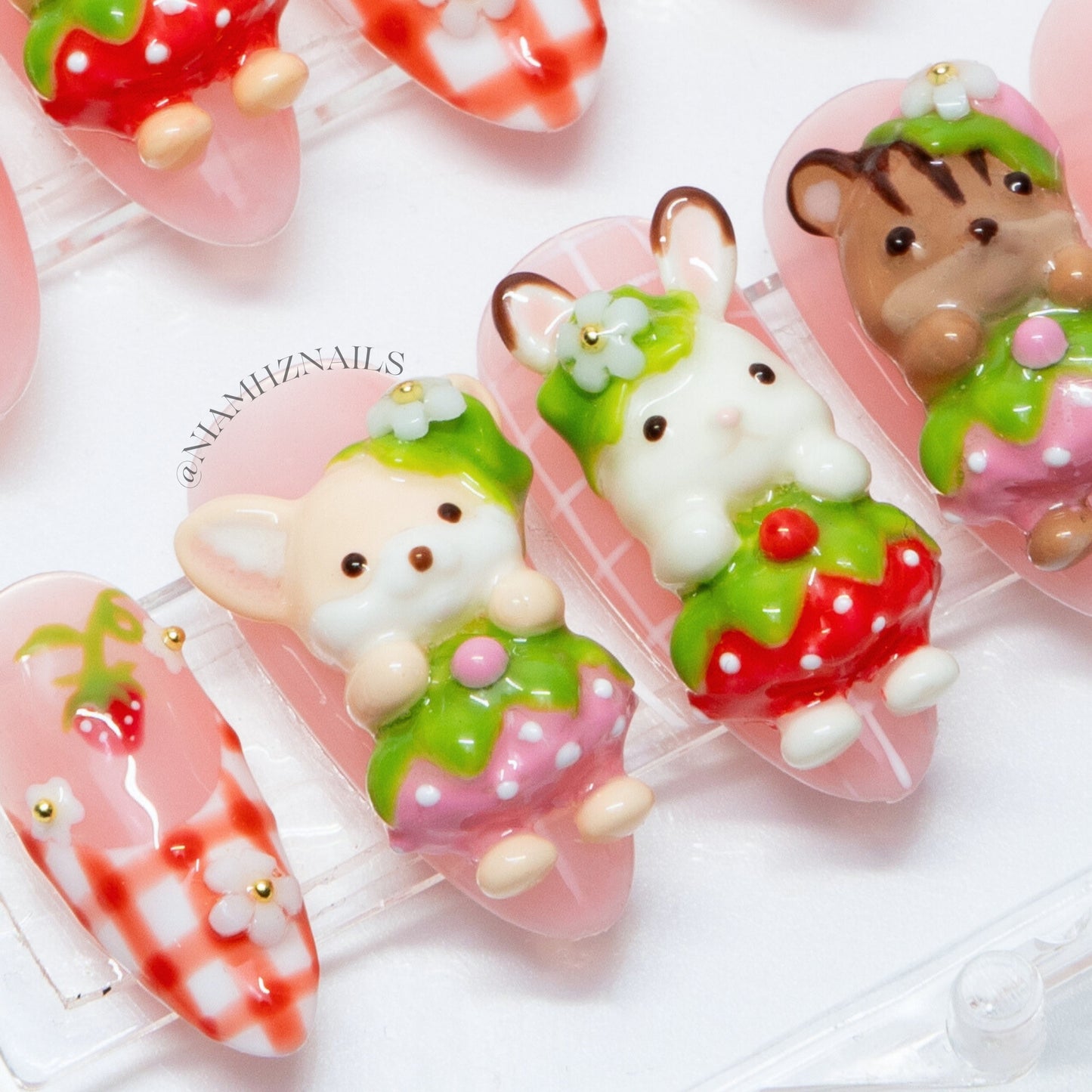 Very Berry Babies - Strawberry Nail Set